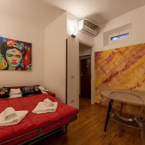  Appartamento Pellegrino 86 - 101 Flat In Italia